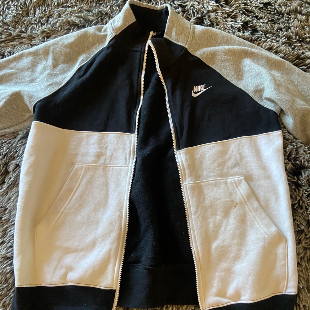 Black and white NIKE Tech